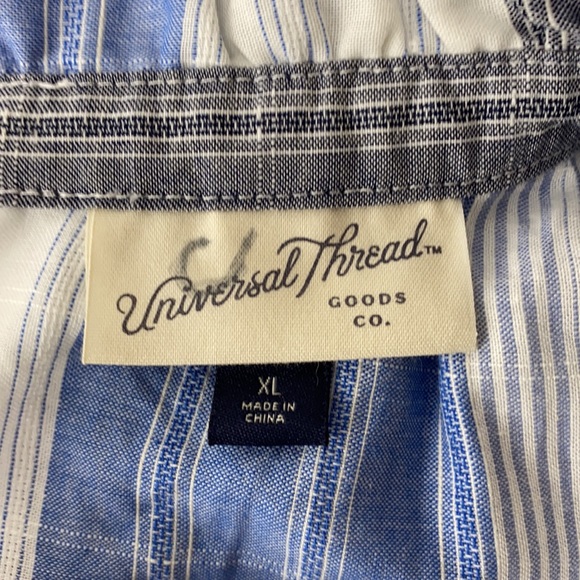 Universal Thread Halter blue striped casual top - Picture 3 of 7